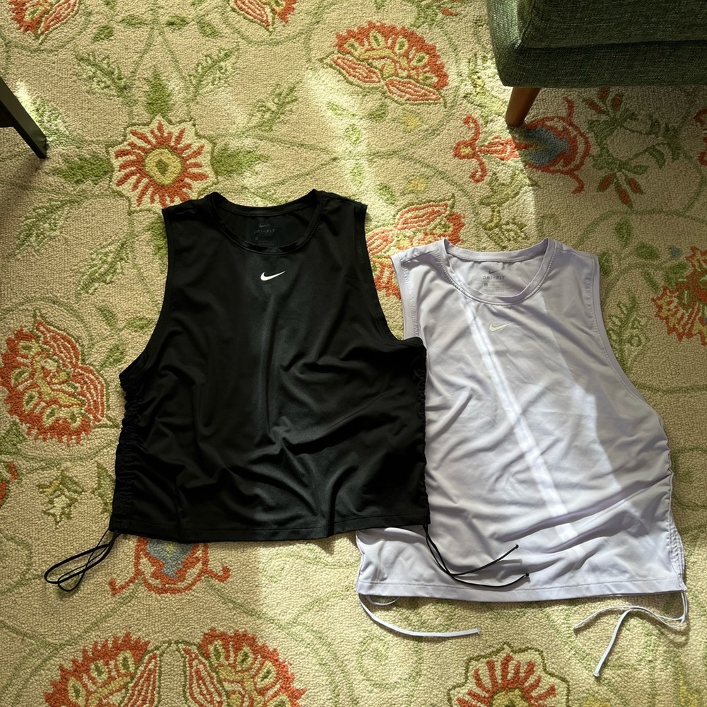 Nike Ruched Side Yoga Tank